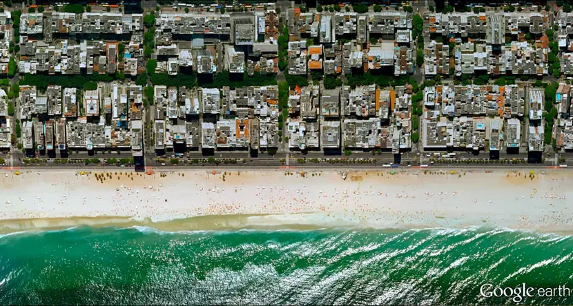 Ipanema-Beach-Rio-de-Janeiro-Brazil