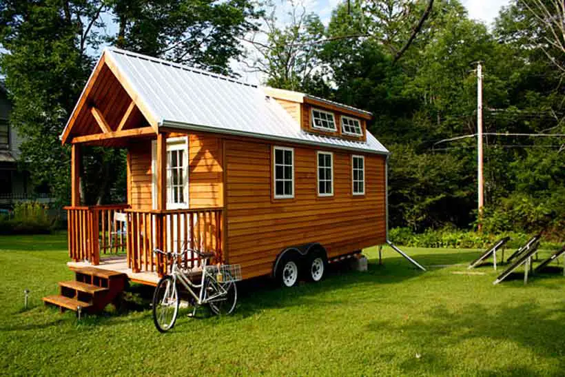 Tiny-home-on-wheels