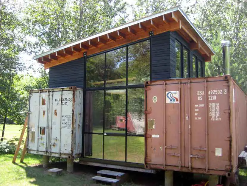 recycled-shipping-container-house