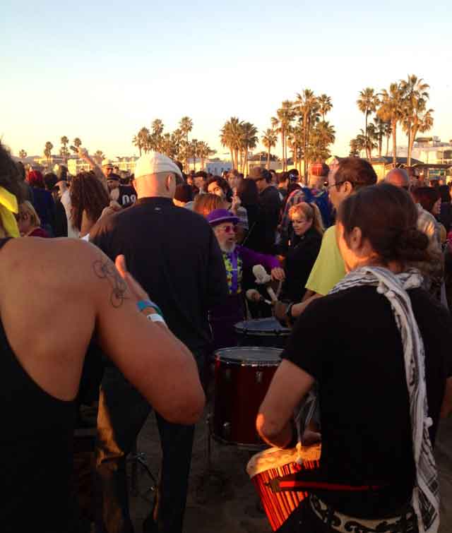 drum-circle-Venice-Beach