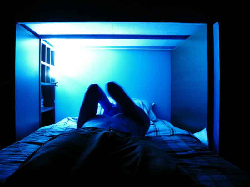 blue light keeps you up